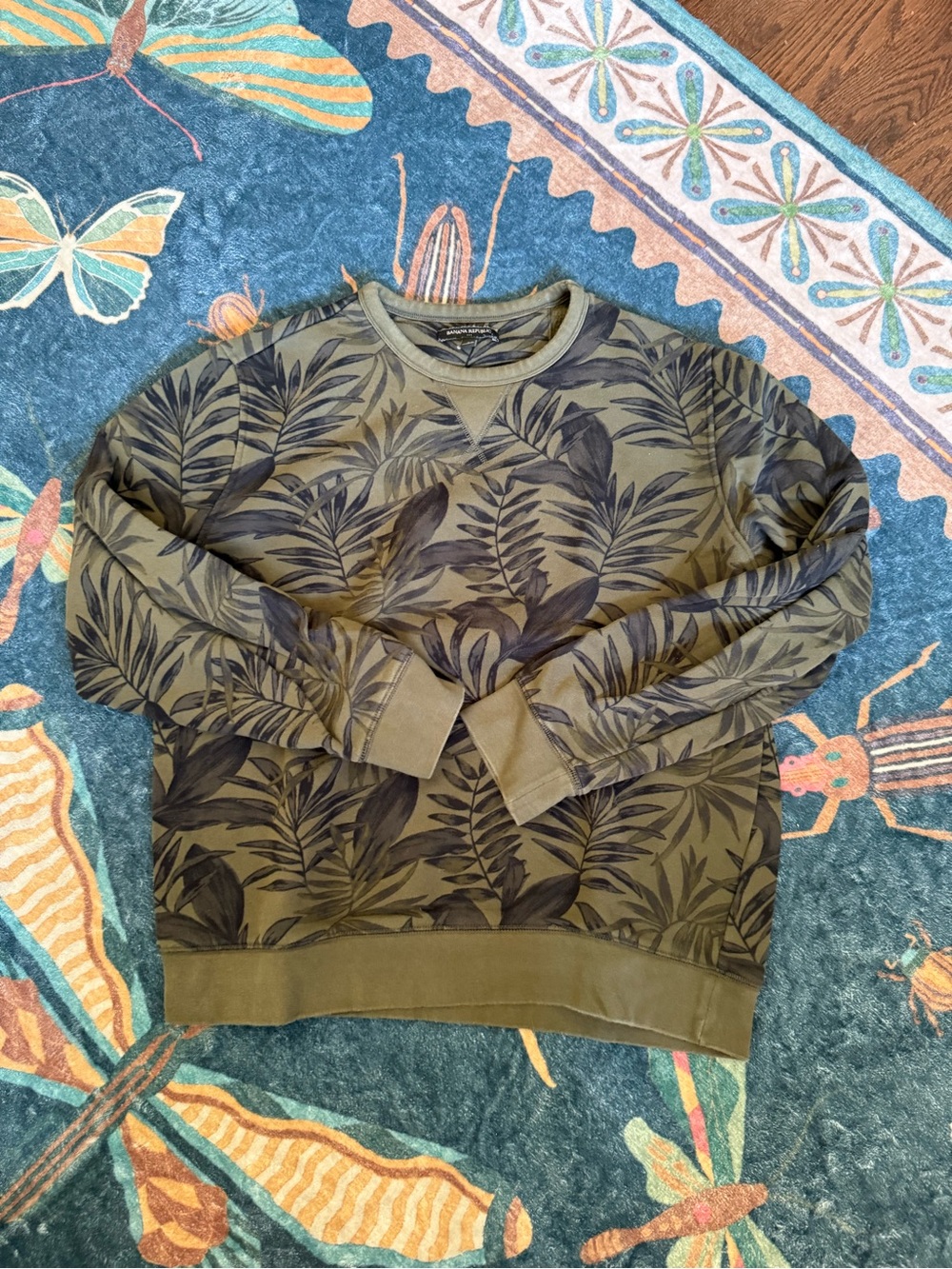 Banana Republic Olive Green Leaf-Print Crewneck Sweatshirt